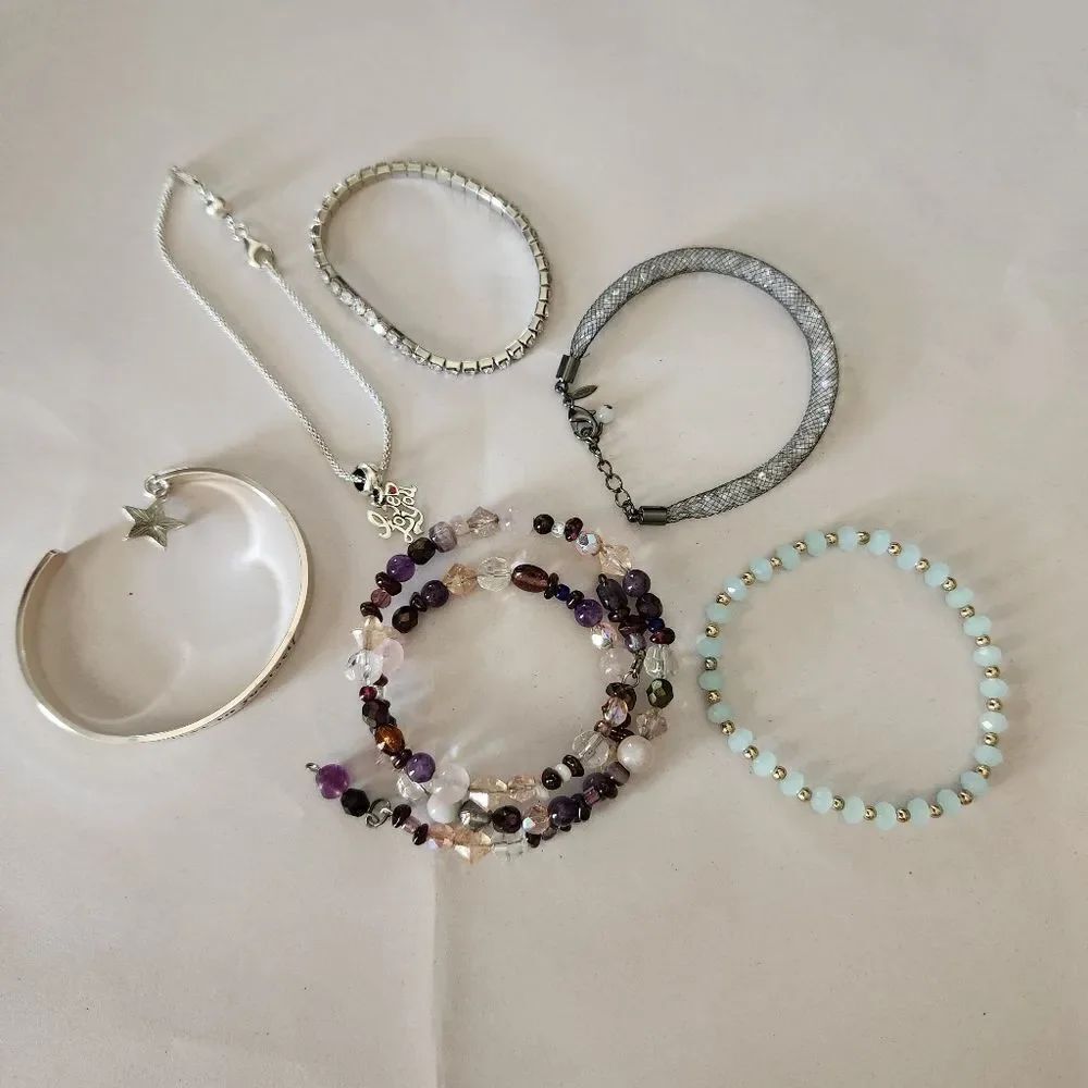 Unbranded Bundle Fashion Jewelry Braclet Set Of 6 Variety Cuff, Beaded, Clasp
